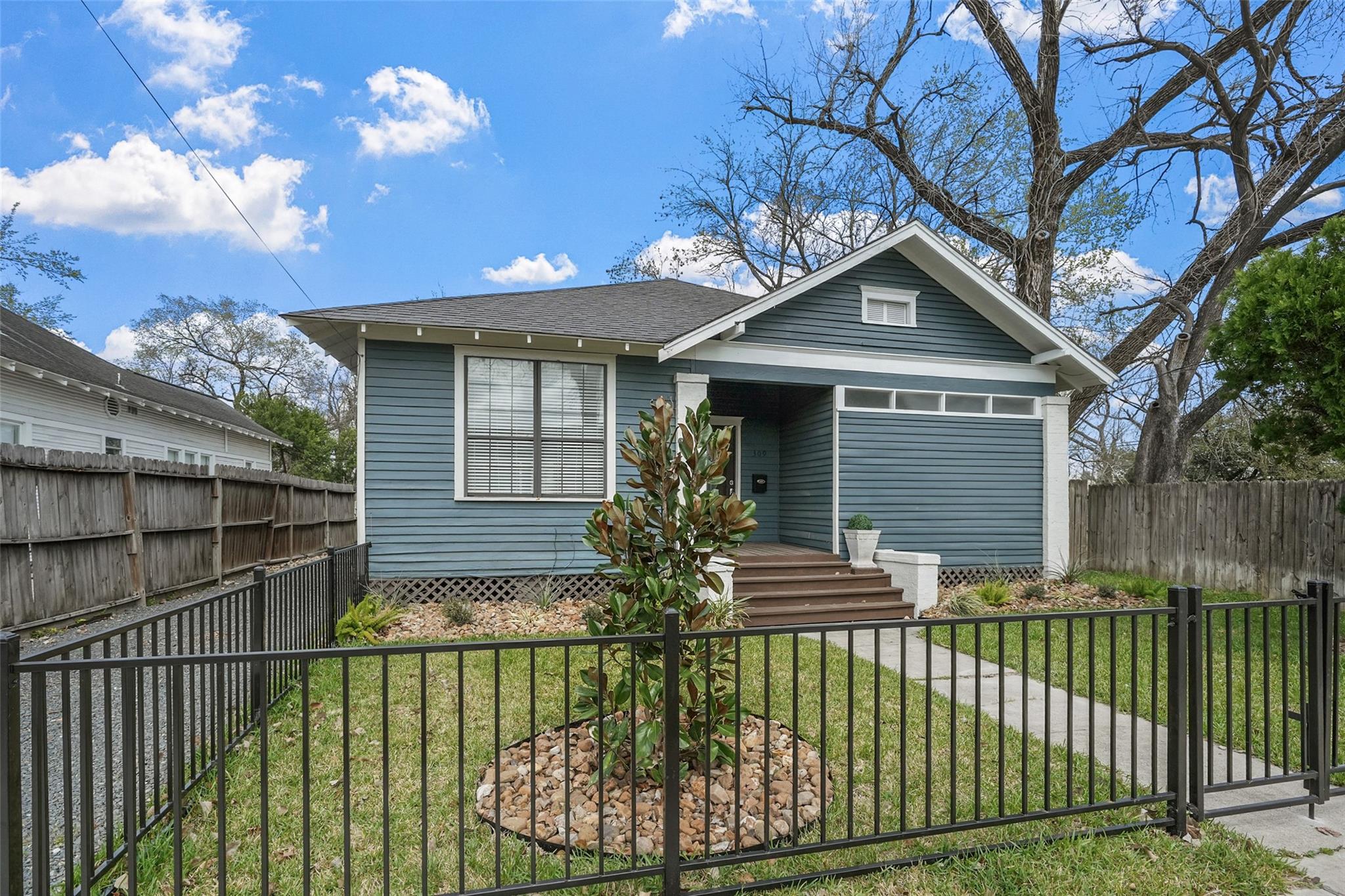 309 Pecore Street