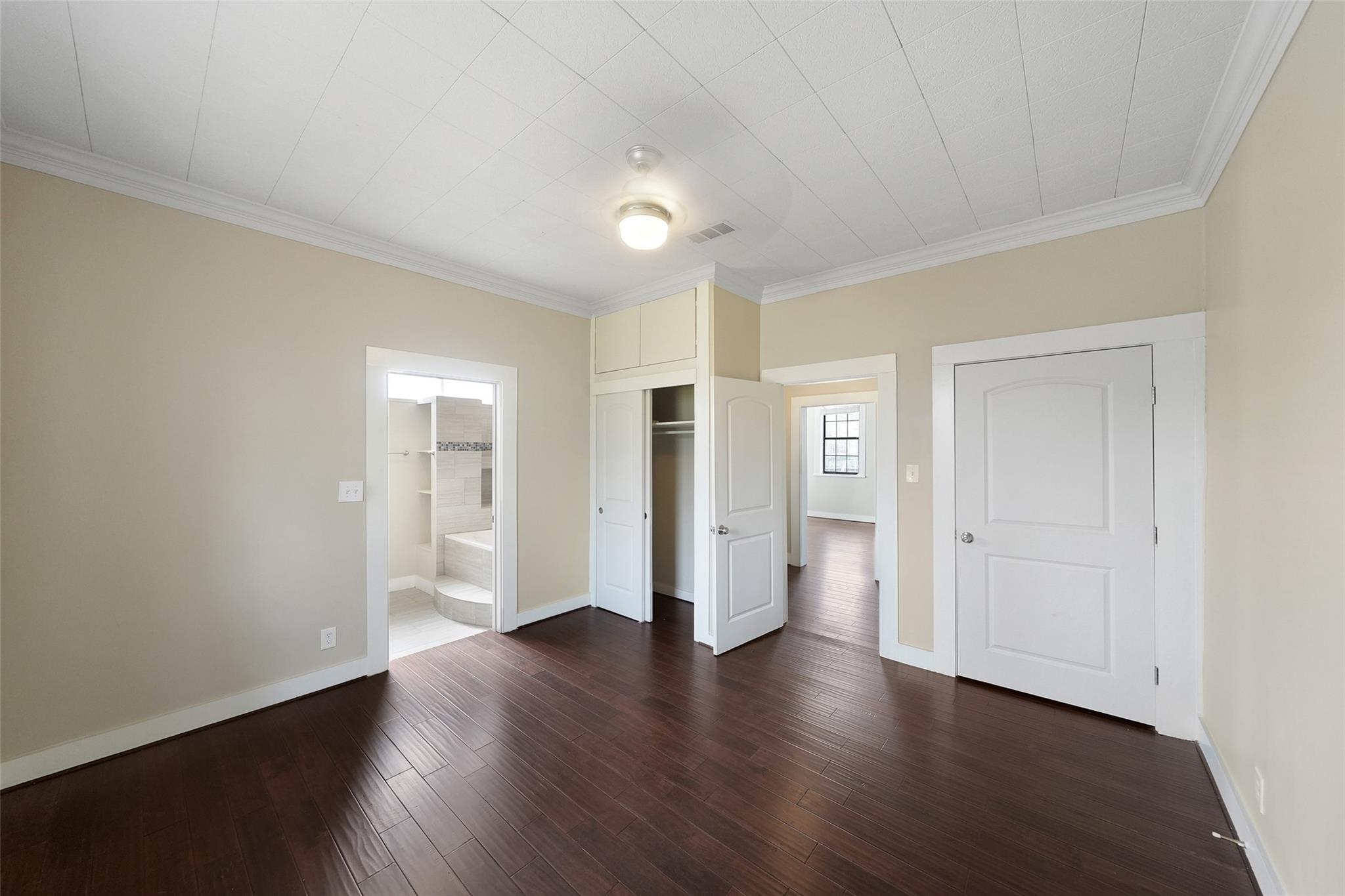 309 Pecore Street