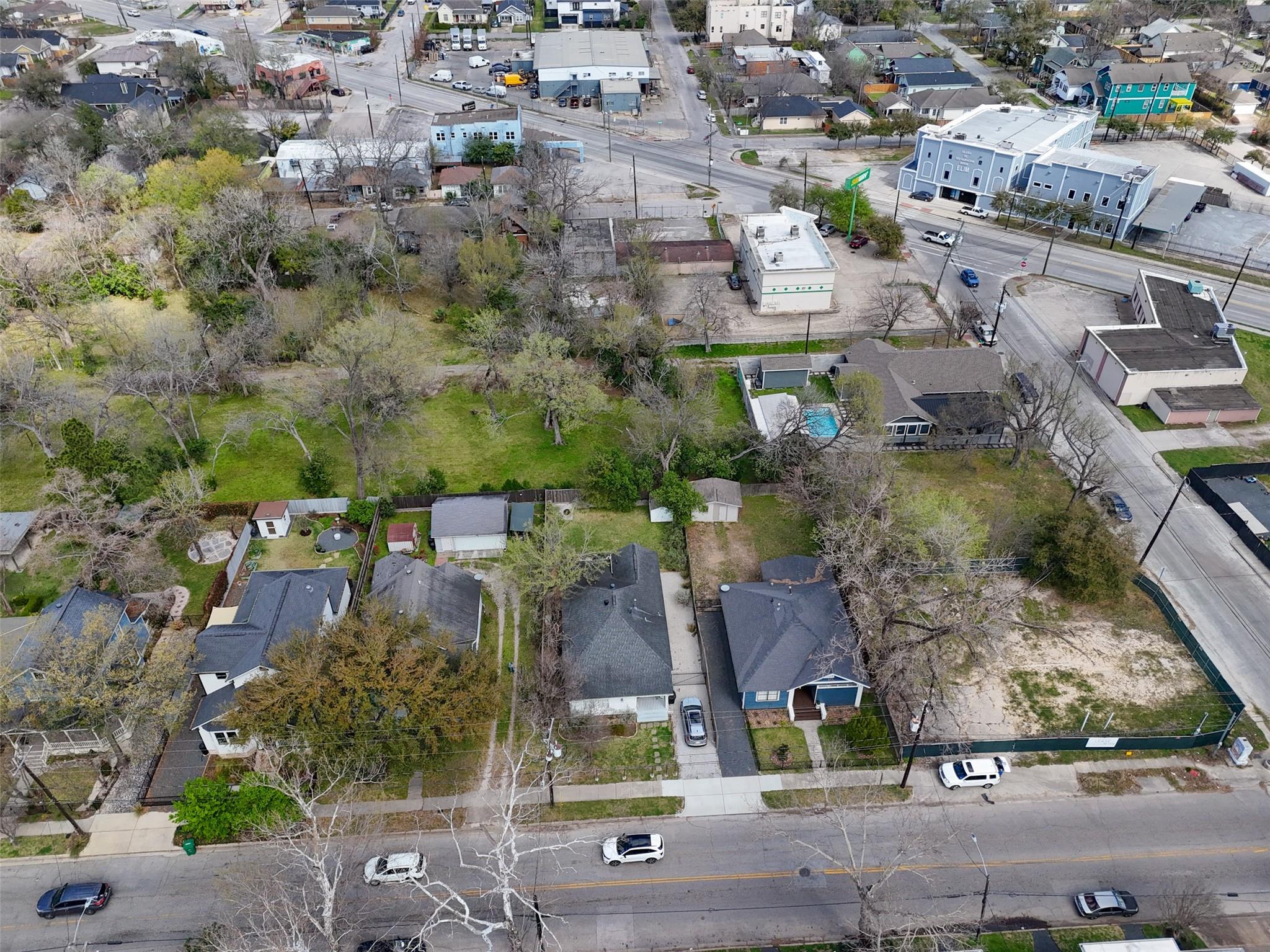 309 Pecore Street