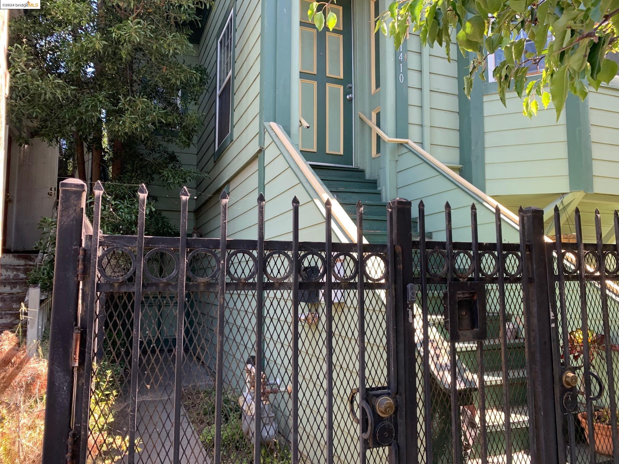1412 10th Street