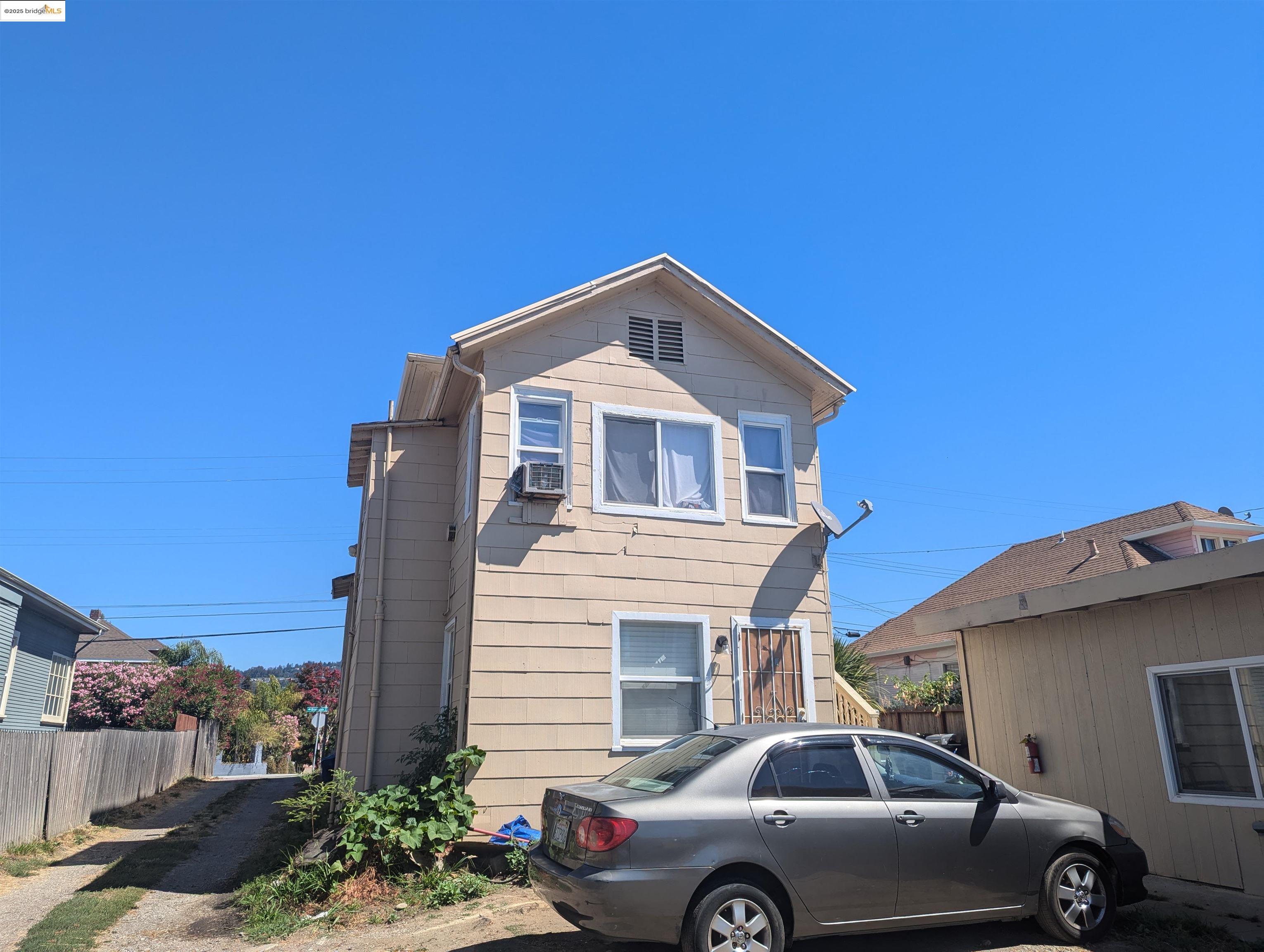 2883 Brookdale Avenue