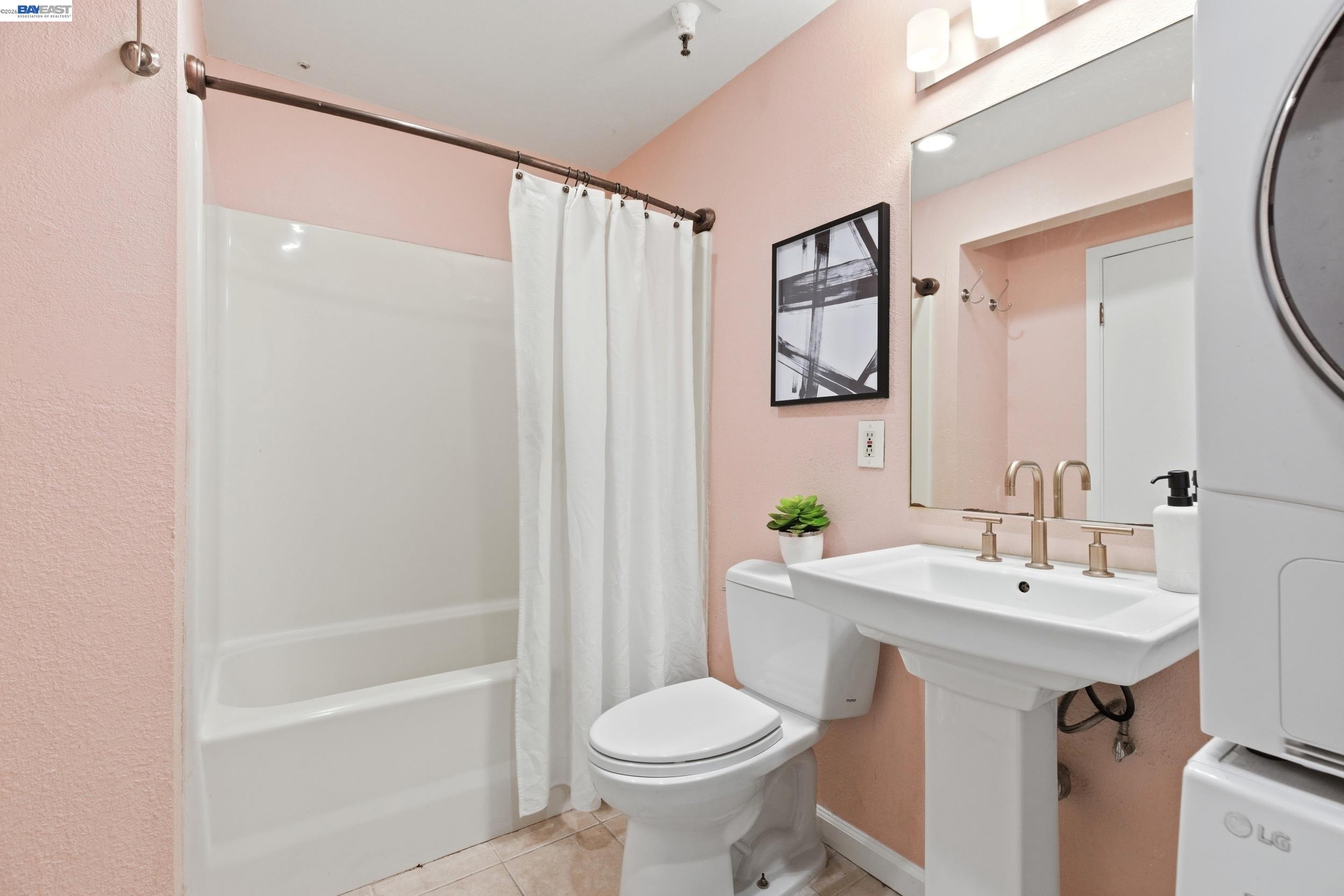 4053 Harlan St # 114