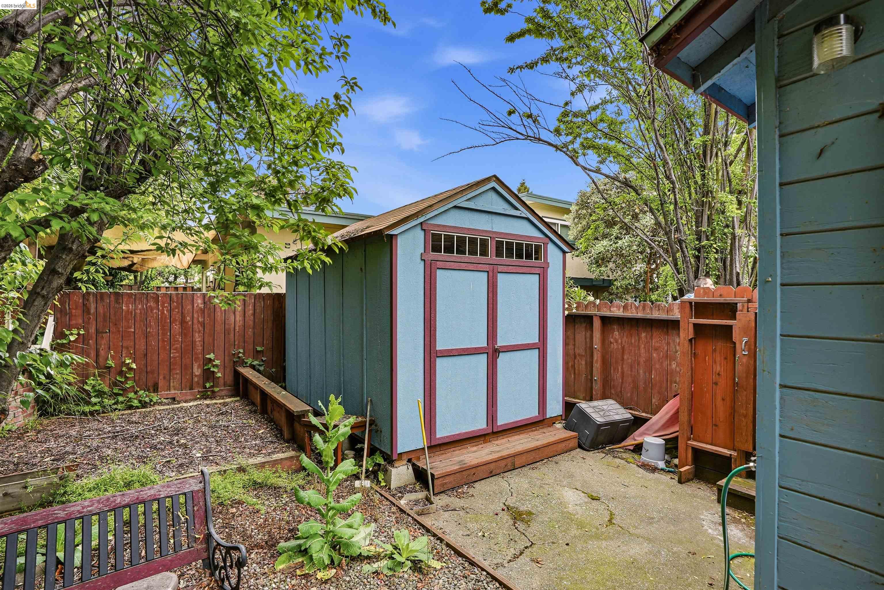 3431 Wilson Ave