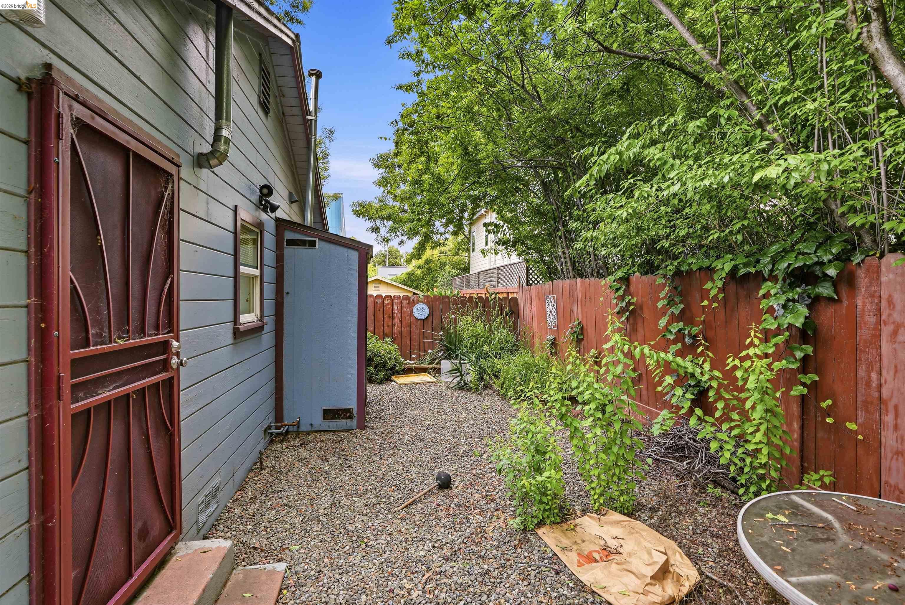 3431 Wilson Ave