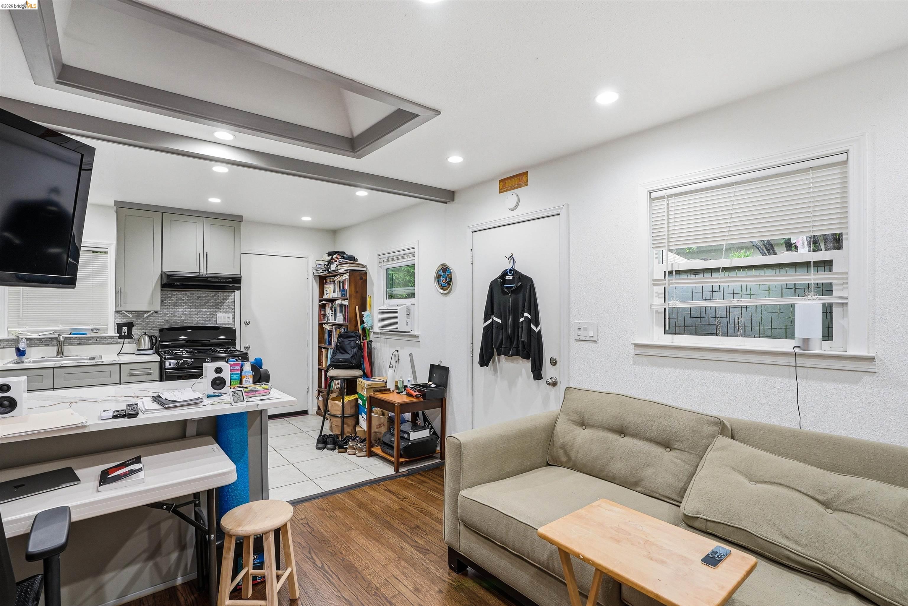 3431 Wilson Ave