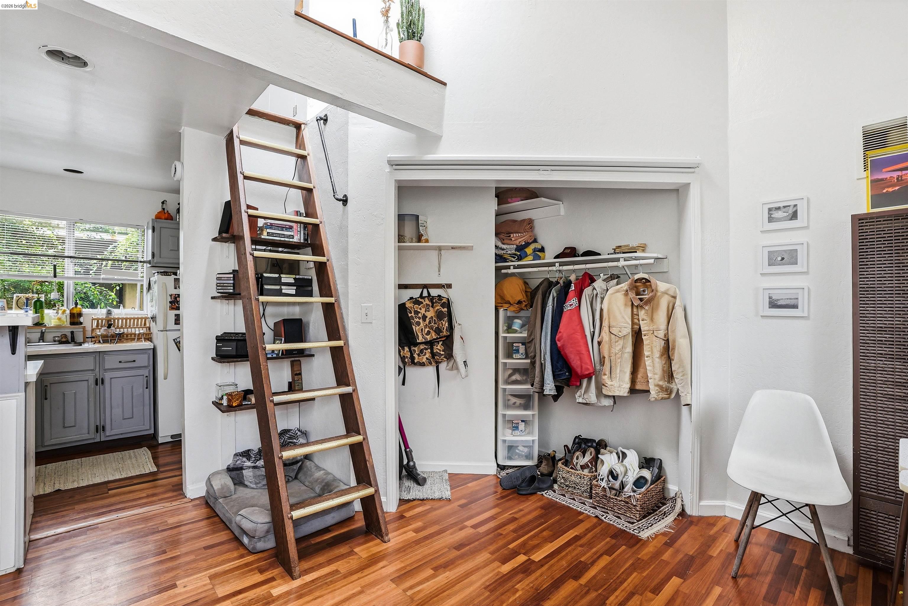 3431 Wilson Ave