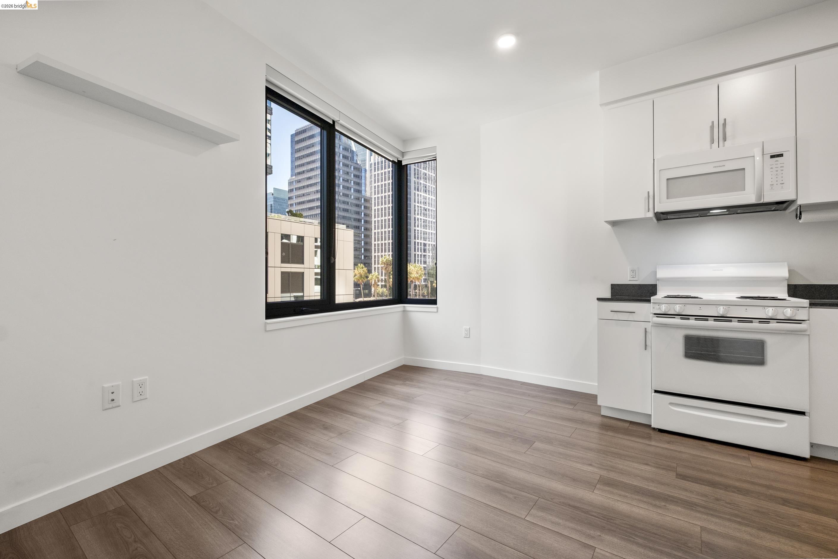 285 Main Street # 404