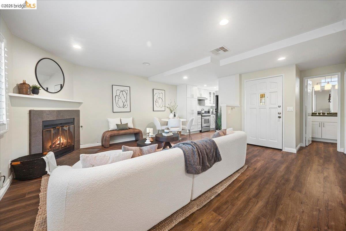 163 N Parkwood AVE APT 3