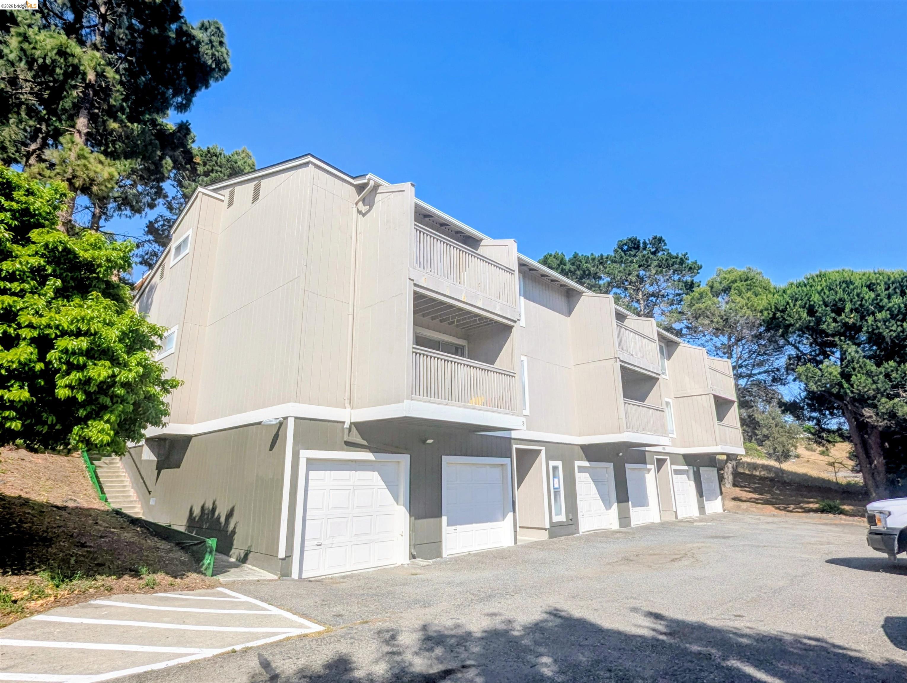 458 Valley View Road