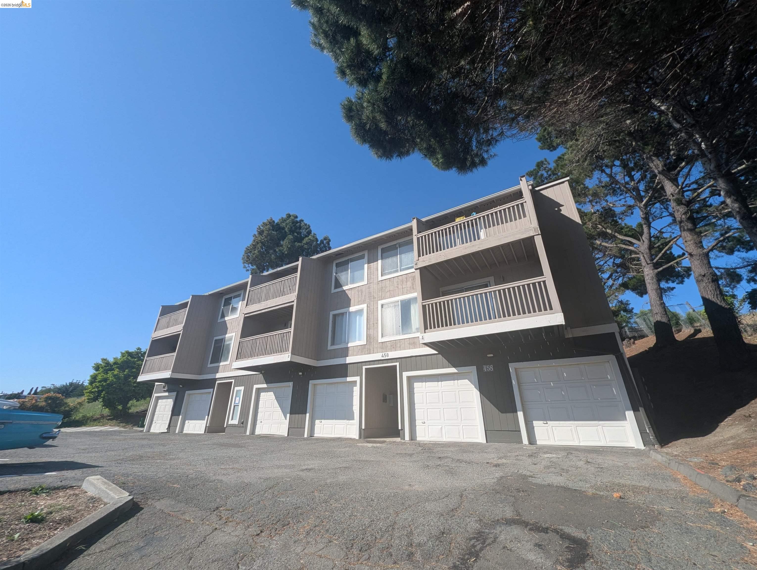 458 Valley View Road