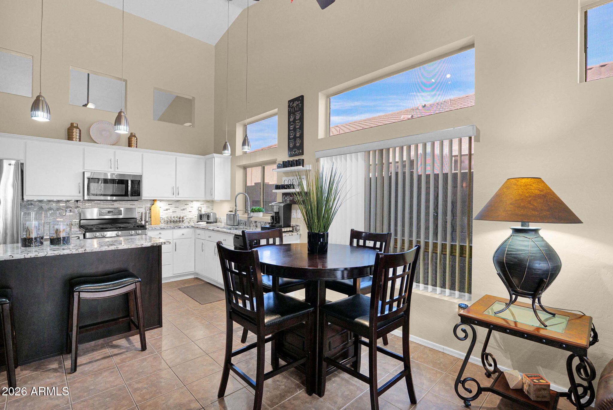 3639 N DESERT OASIS