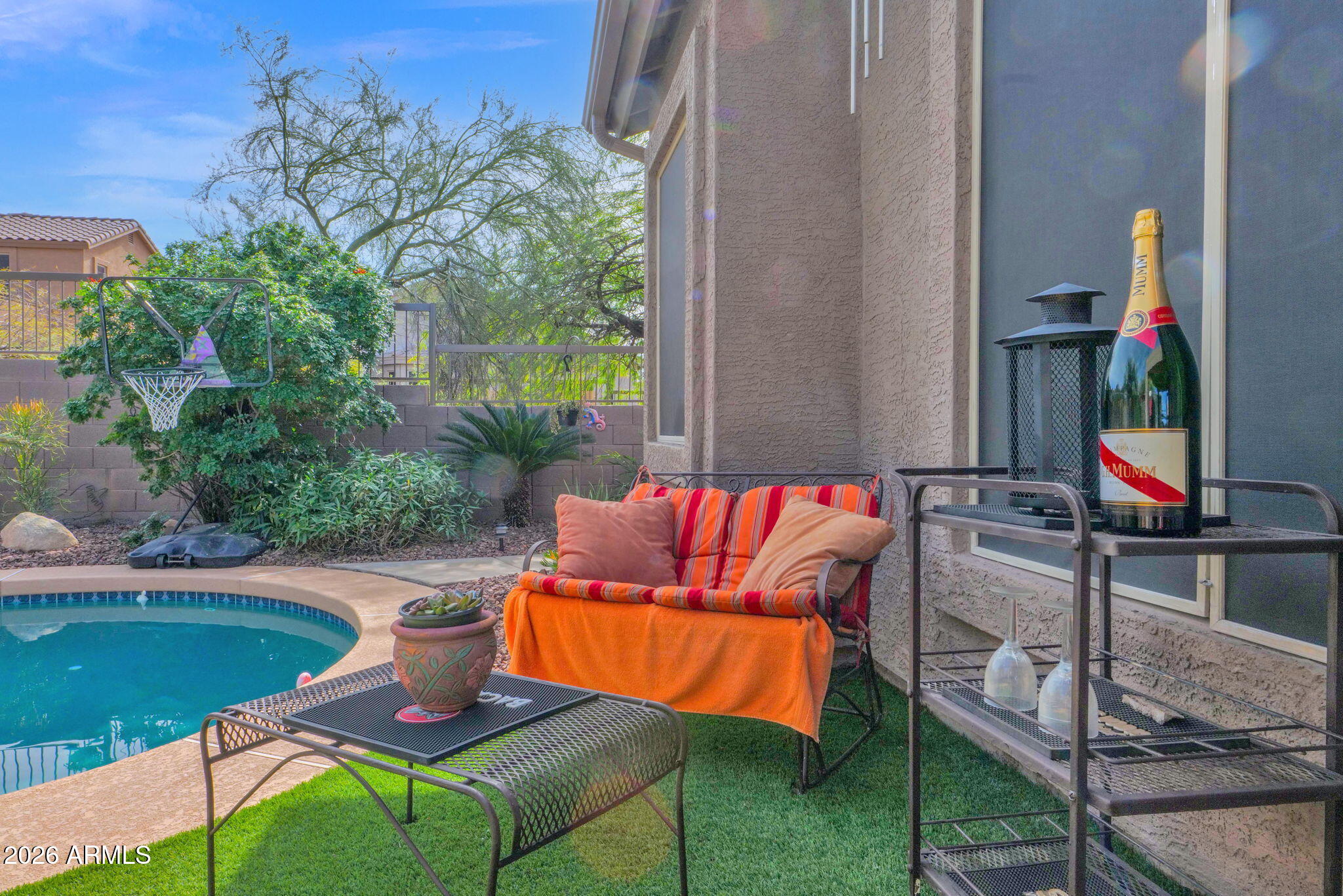 3639 N DESERT OASIS
