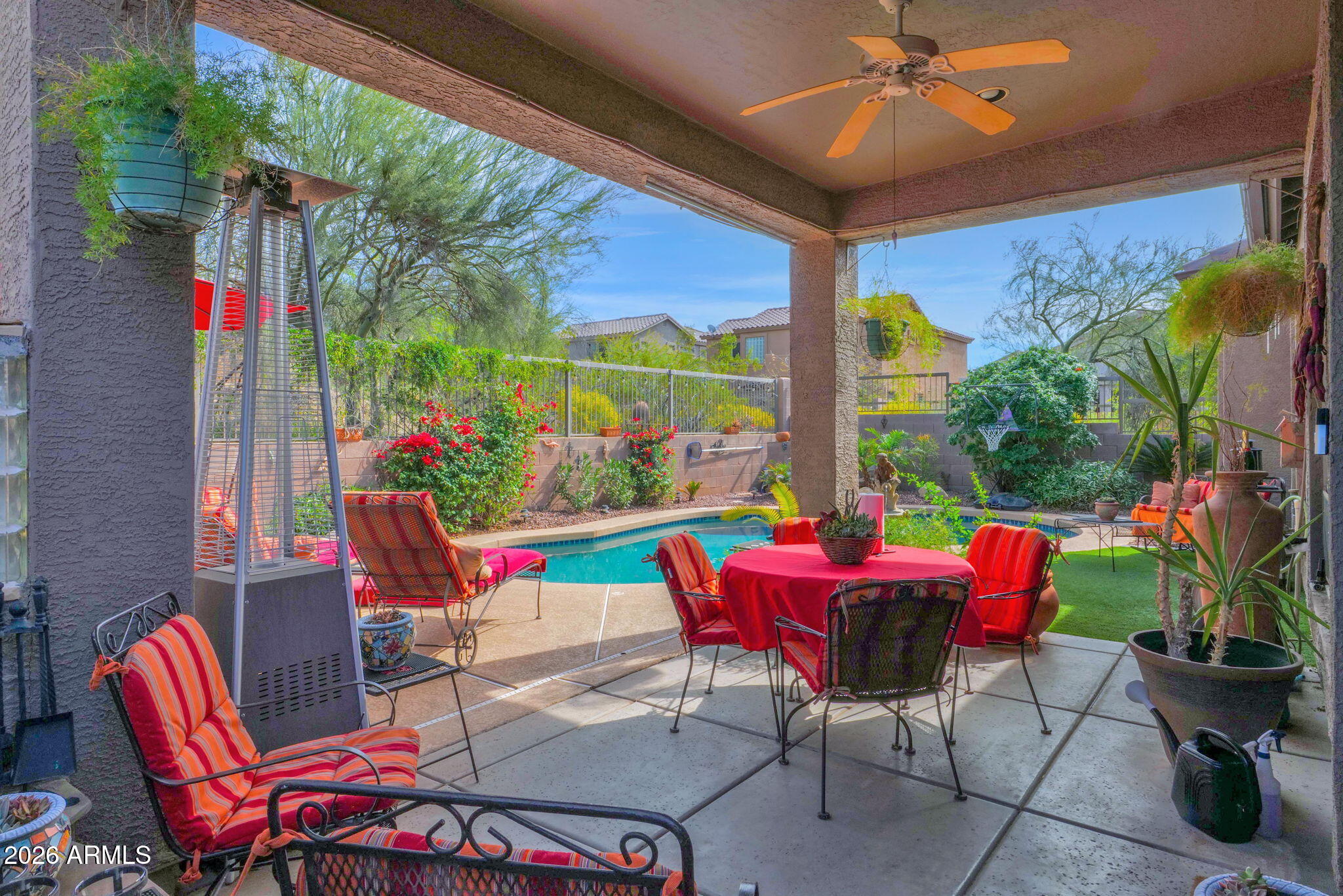 3639 N DESERT OASIS