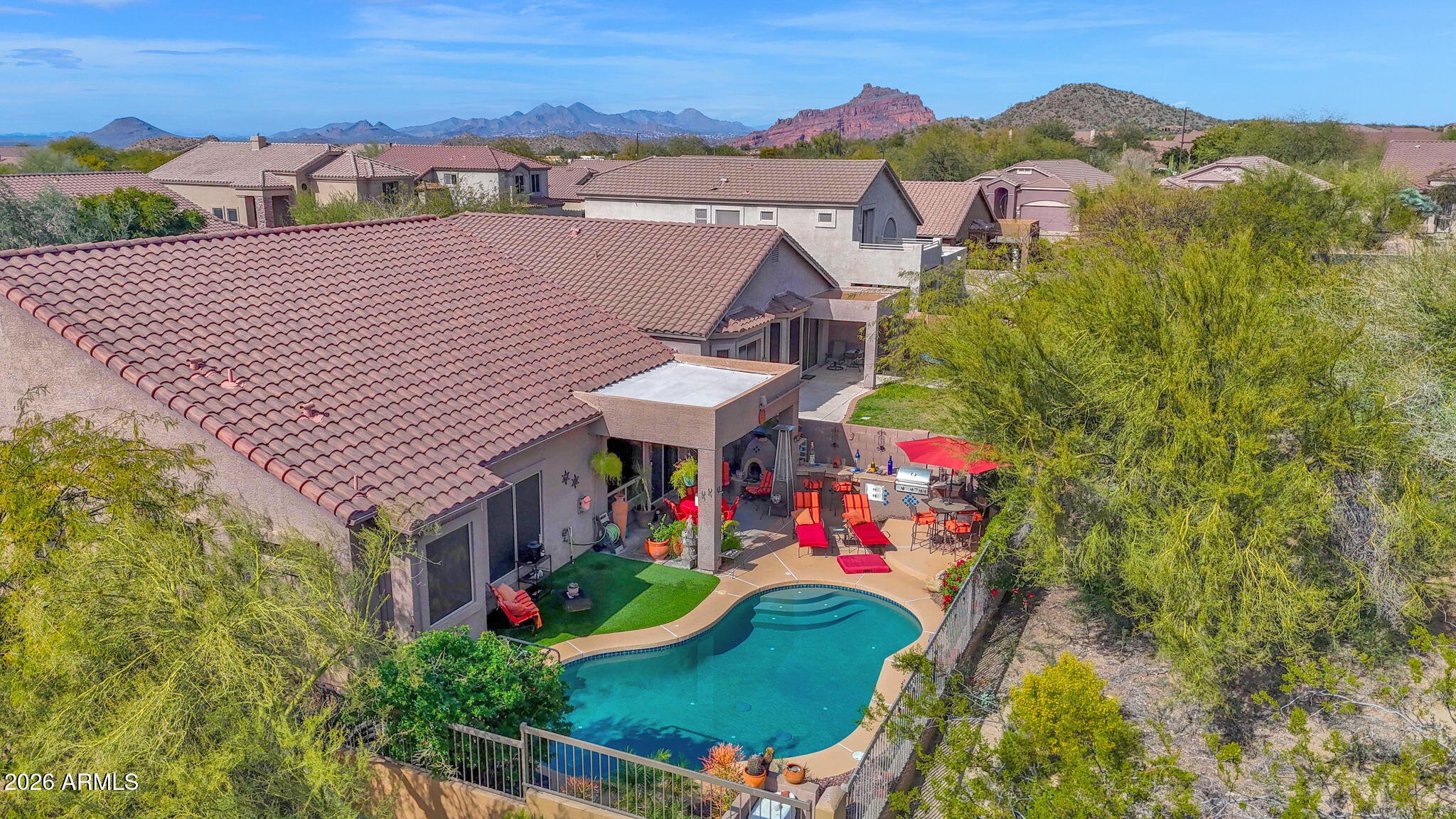 3639 N DESERT OASIS