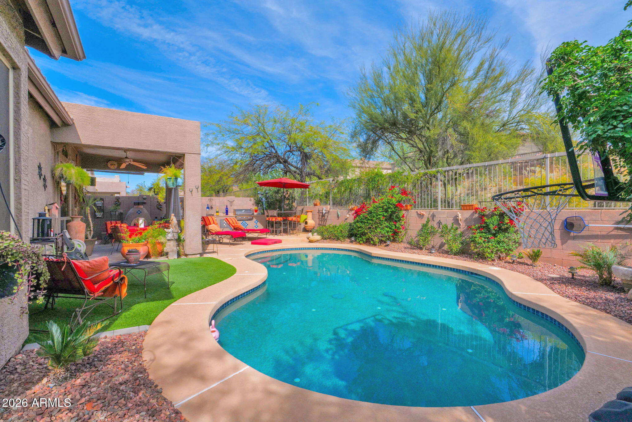 3639 N DESERT OASIS