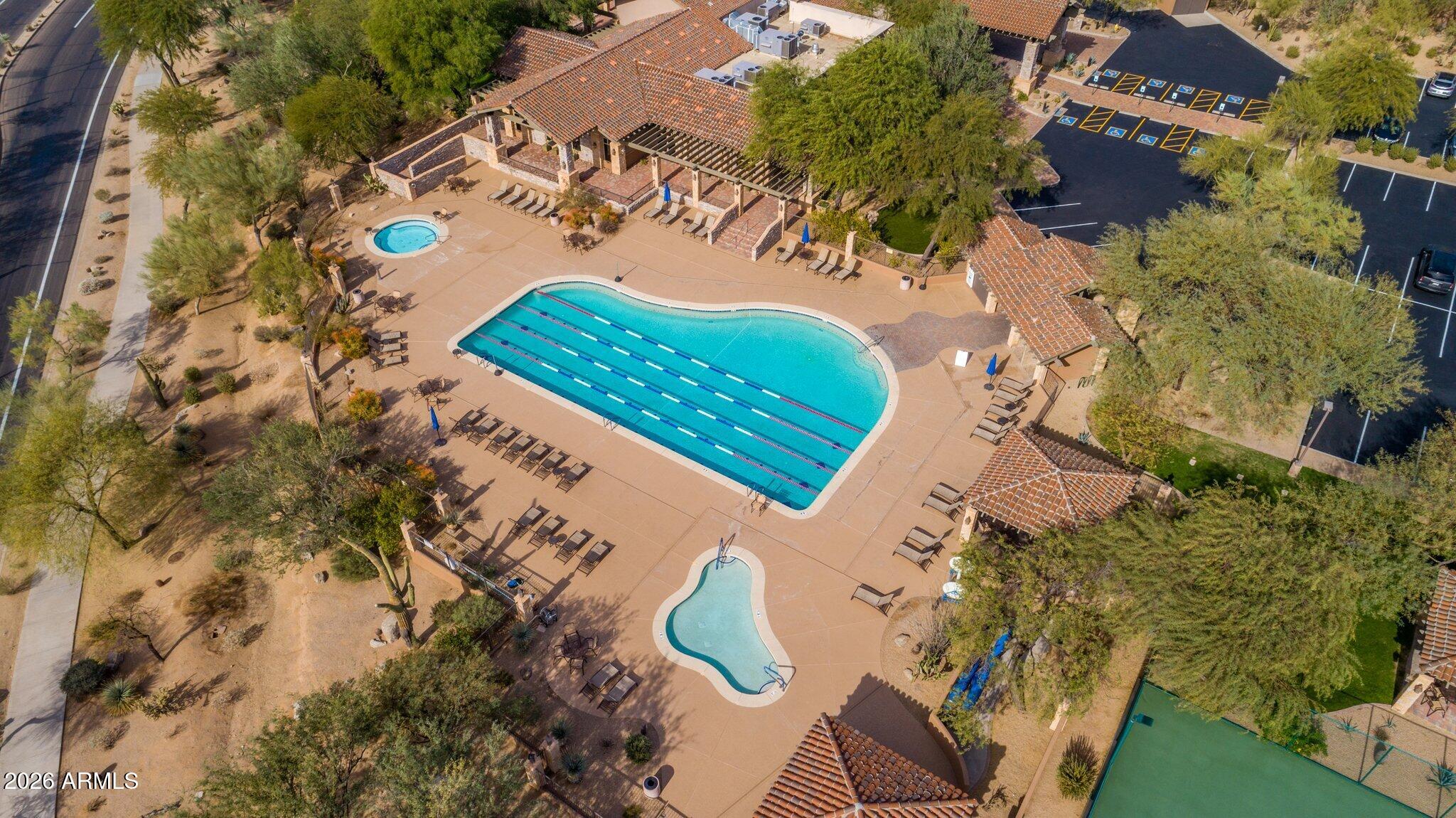 3639 N DESERT OASIS