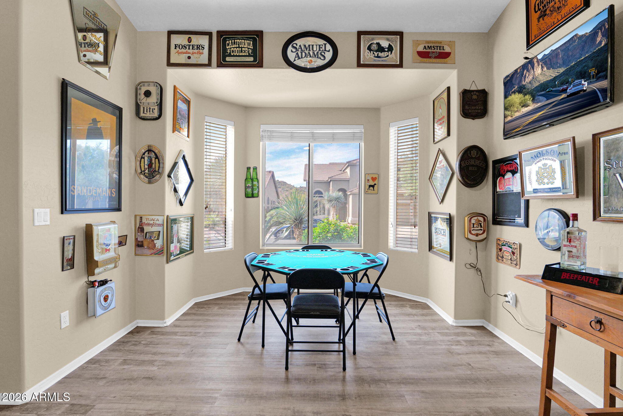 3639 N DESERT OASIS