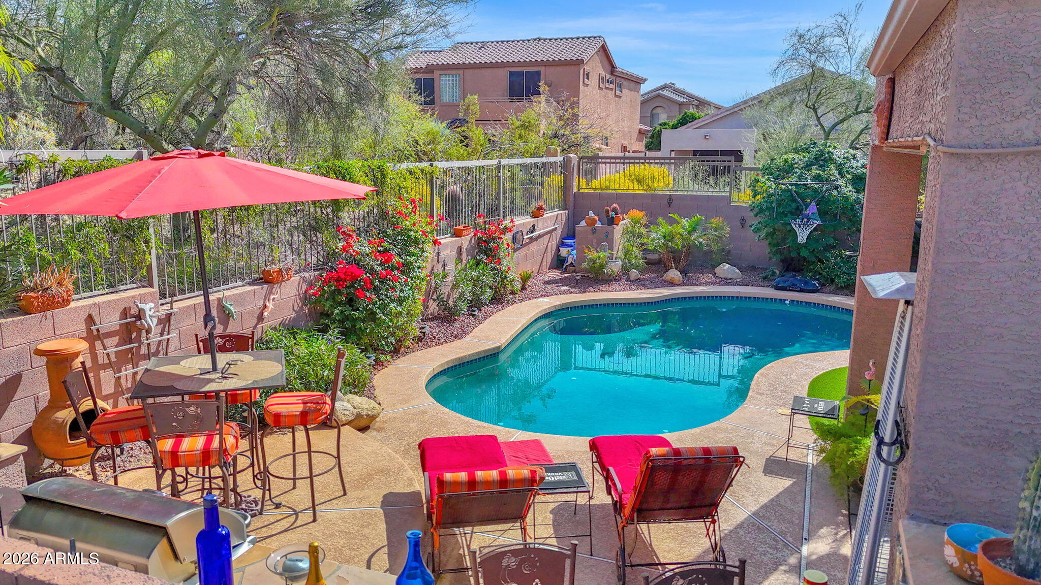 3639 N DESERT OASIS