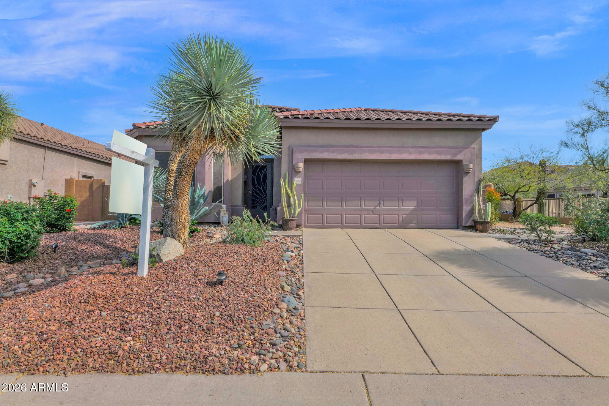3639 N DESERT OASIS