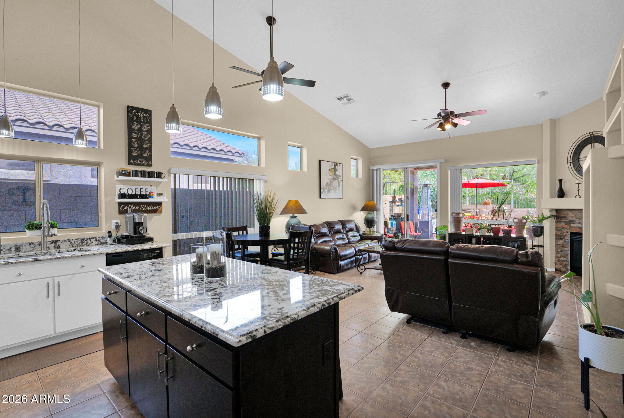 3639 N DESERT OASIS