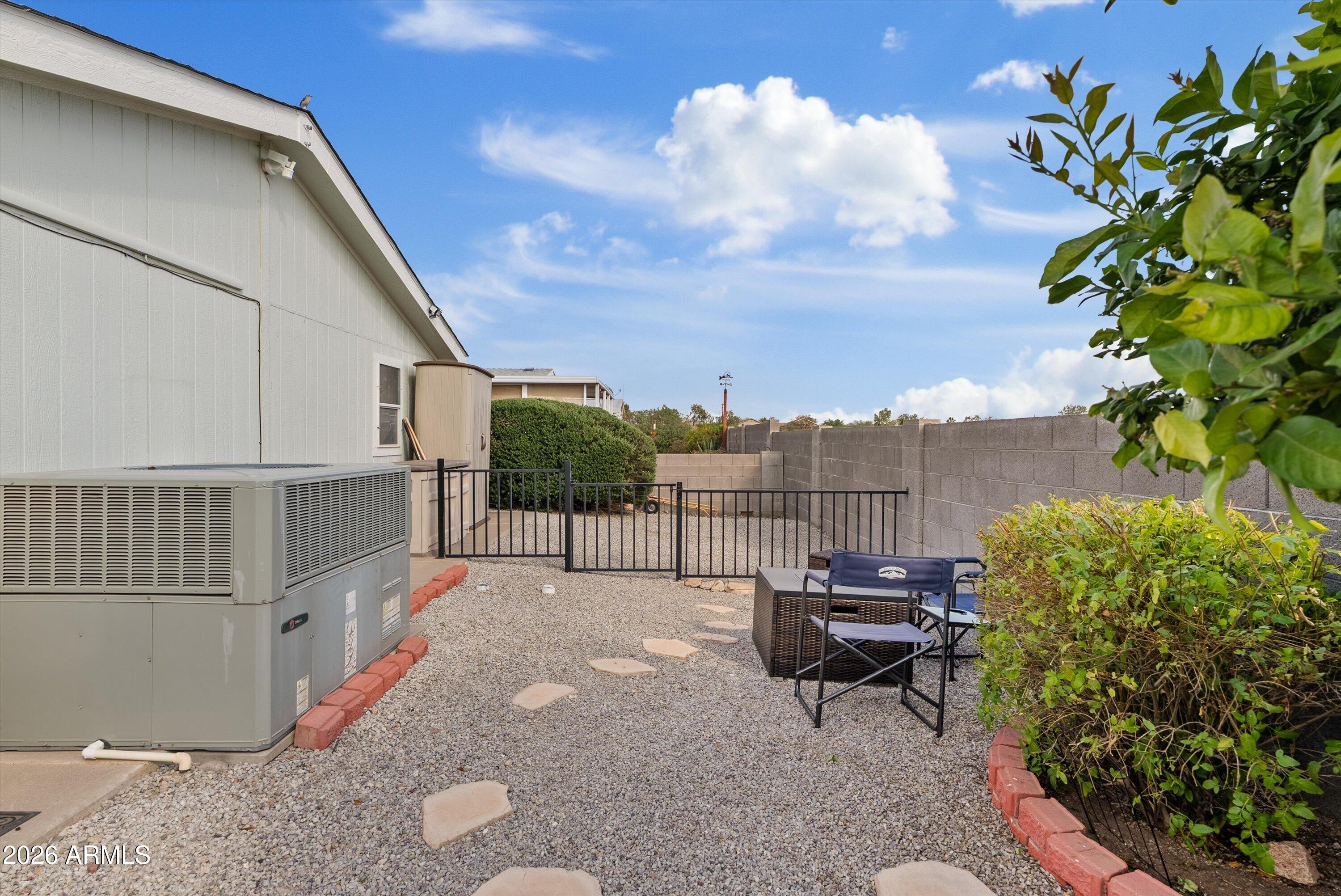 3700 S Tomahawk Road 91