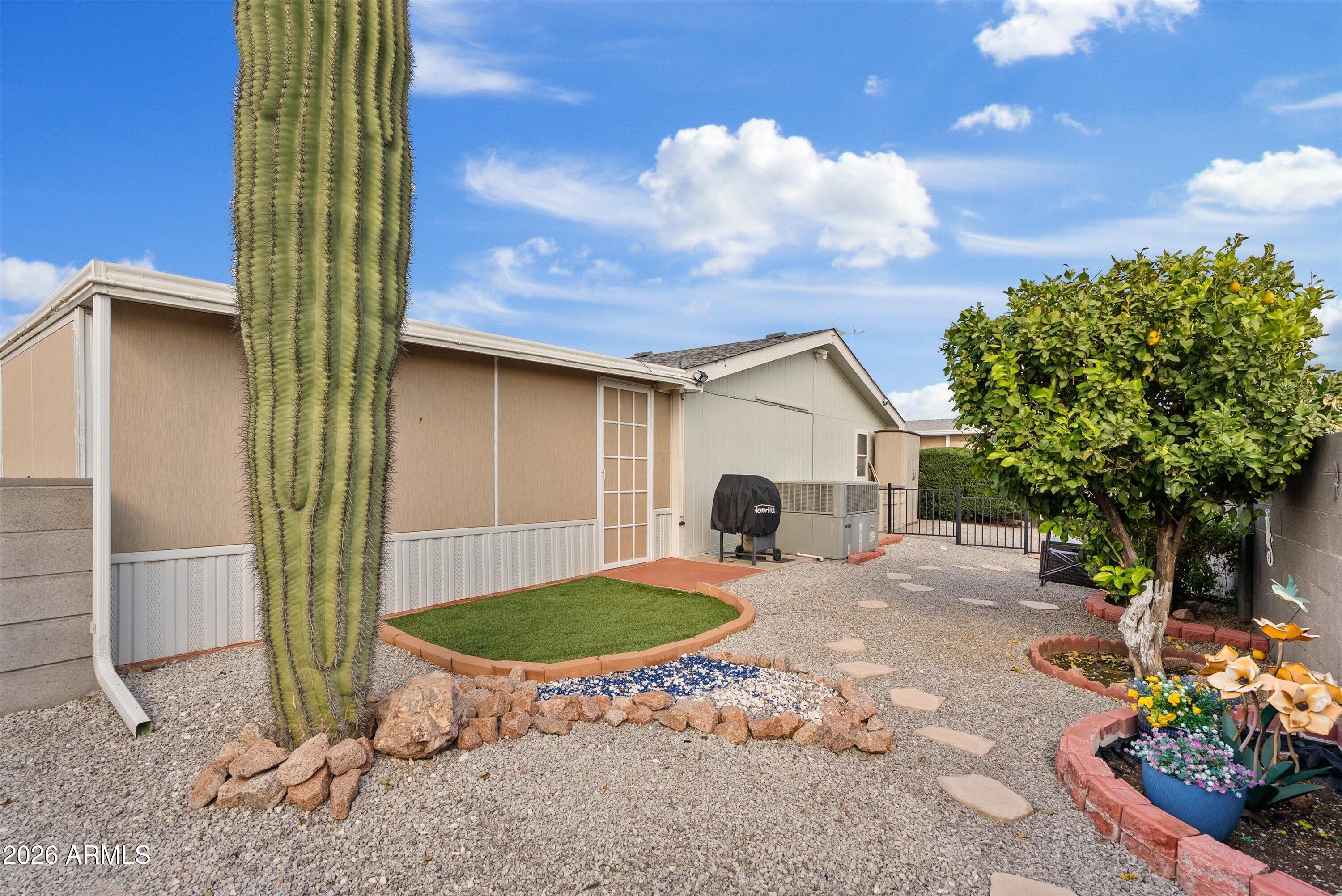 3700 S Tomahawk Road 91