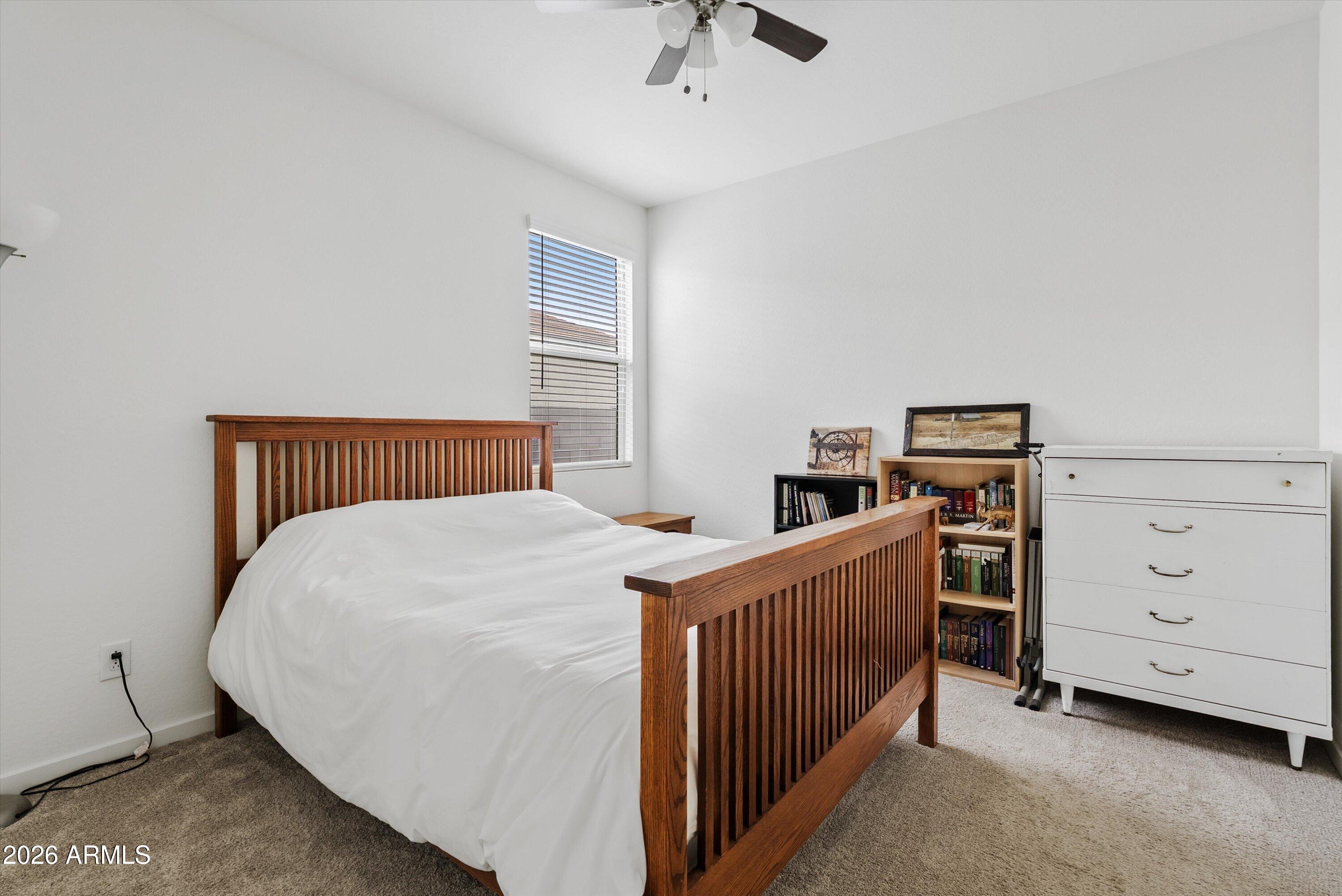 528 W MAGENA Drive
