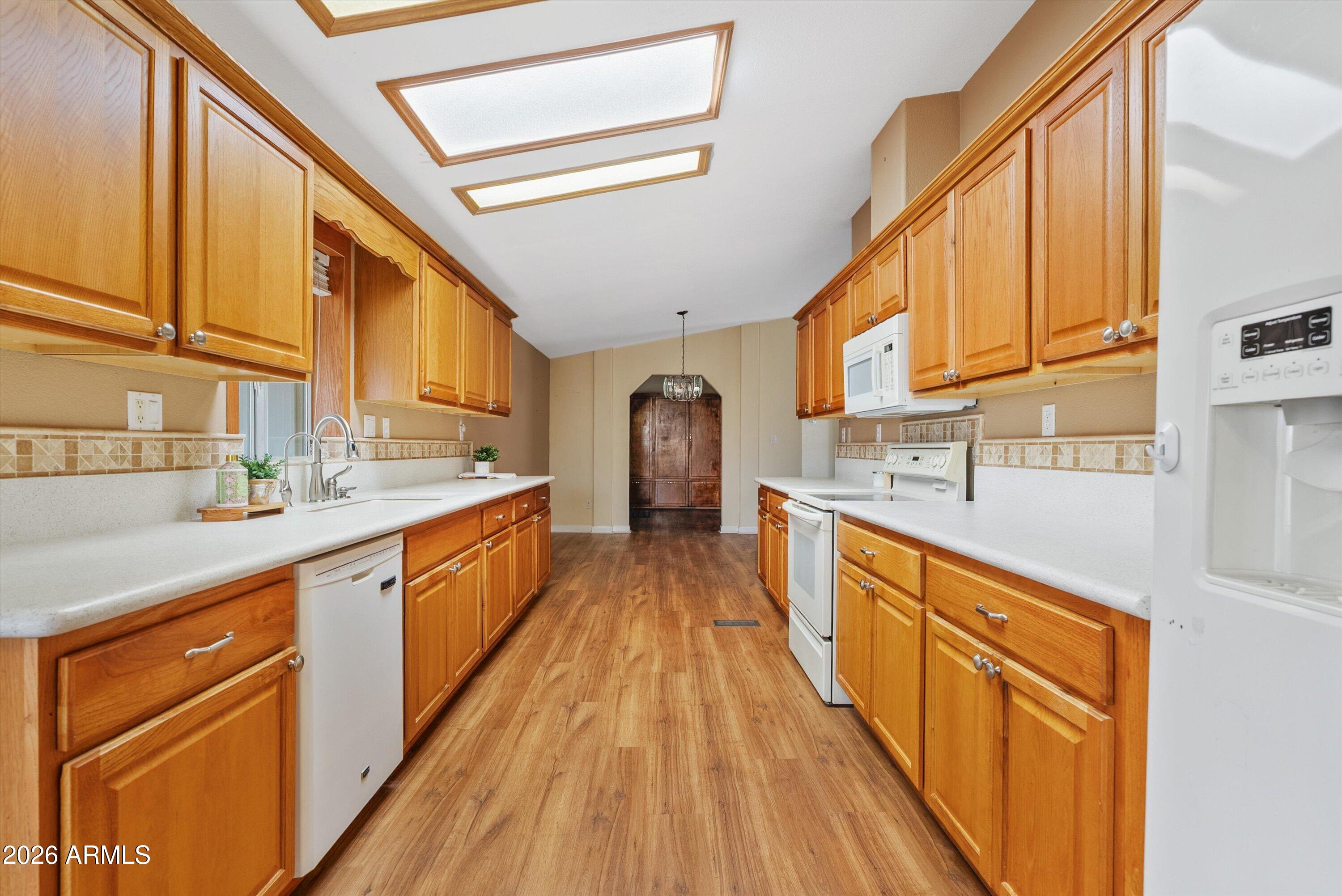 3700 S Tomahawk Road 16