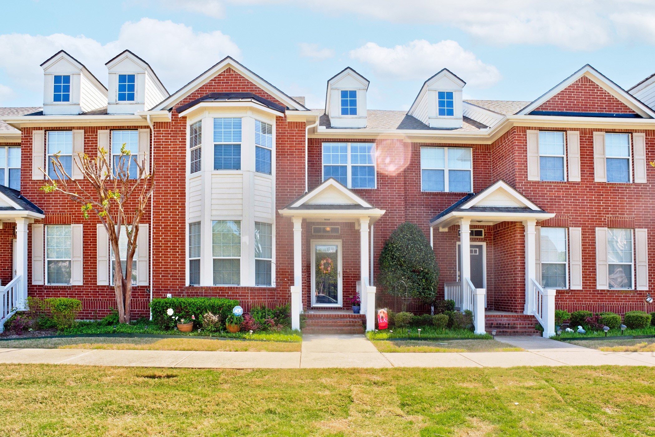8036 Mimosa Drive