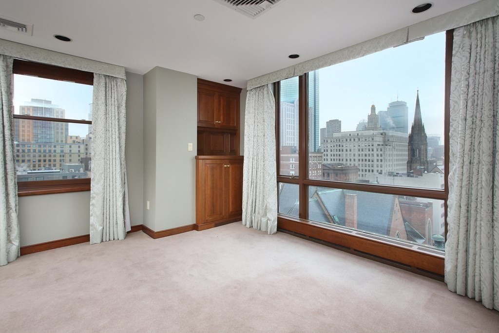 2 Commonwealth Ave # 11H