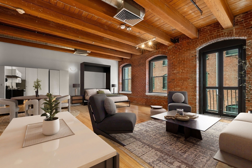 21 Wormwood St # 323