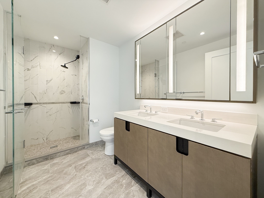 380 Harrison Ave # 1007