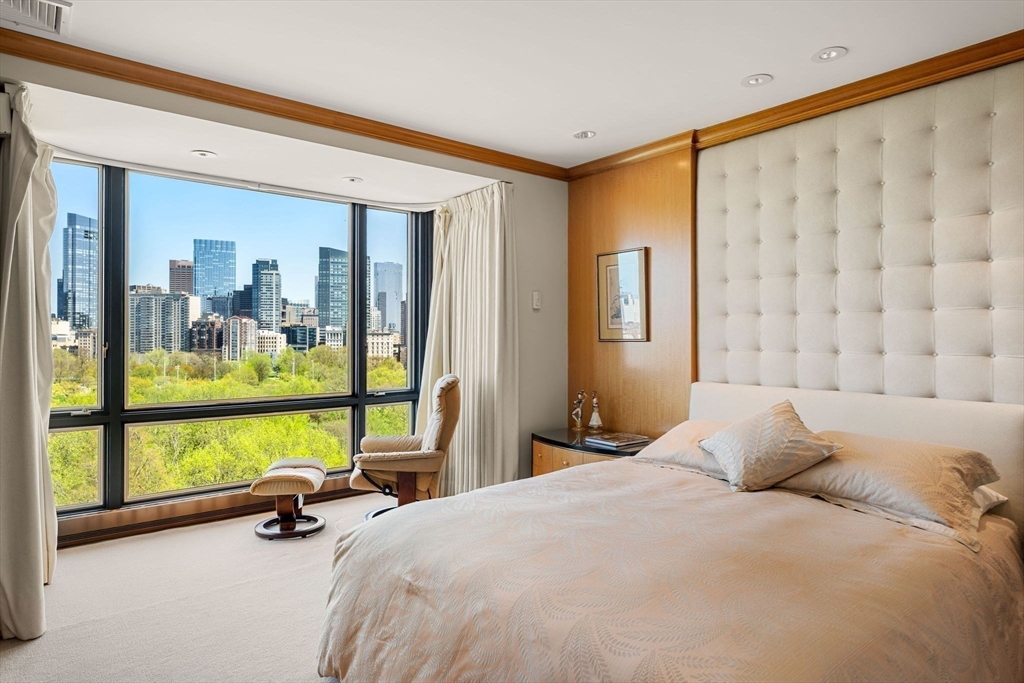 2 Commonwealth Ave # 14B