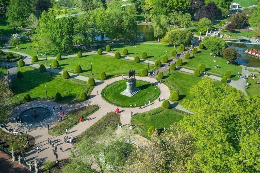 2 Commonwealth Ave # 14B