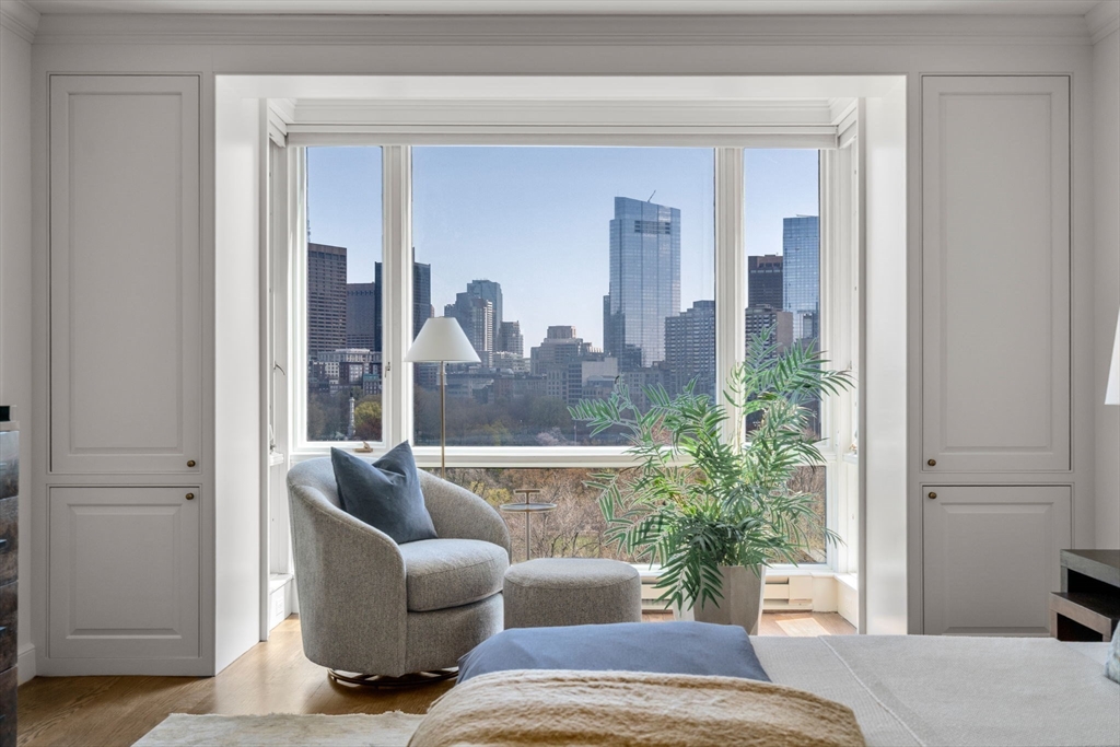 2 Commonwealth Ave # 12B