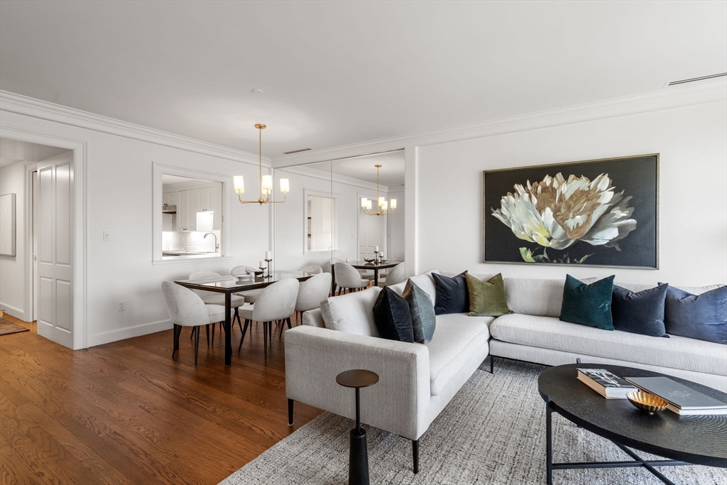 2 Commonwealth Ave # 12B