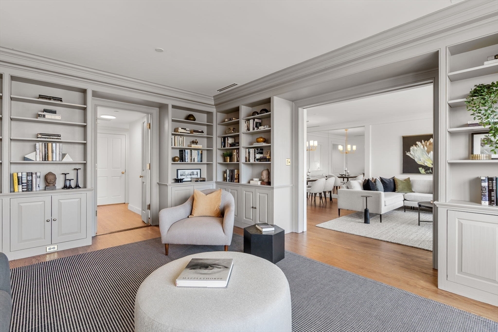 2 Commonwealth Ave # 12B