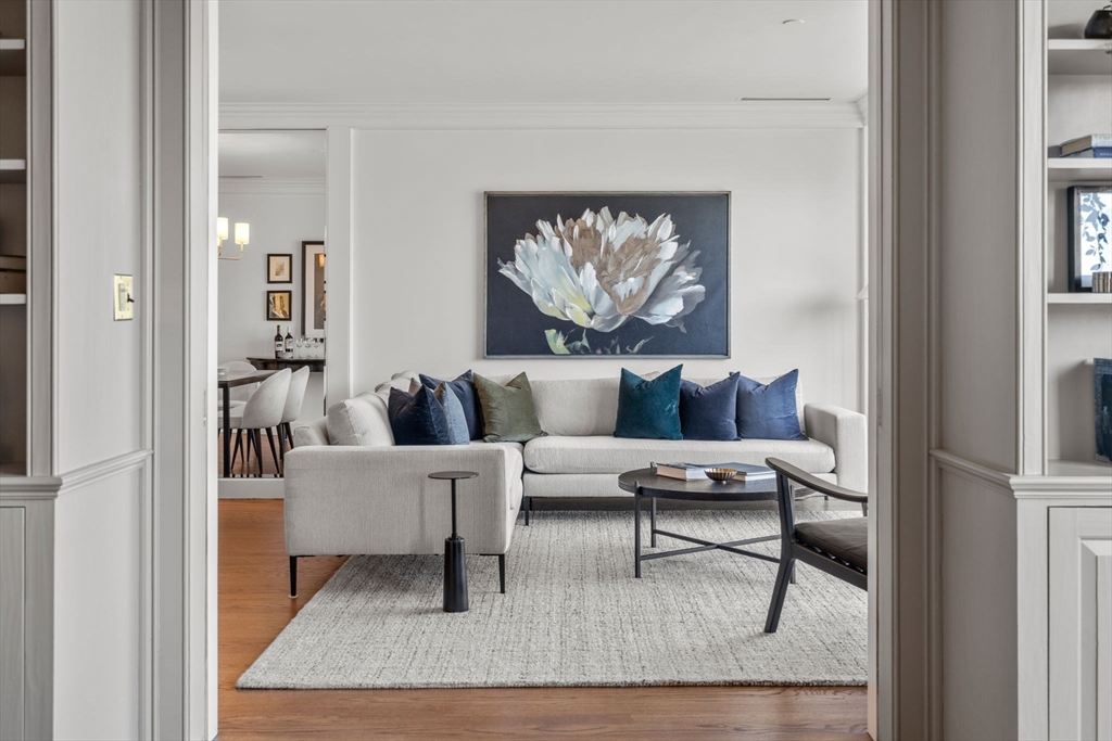 2 Commonwealth Ave # 12B