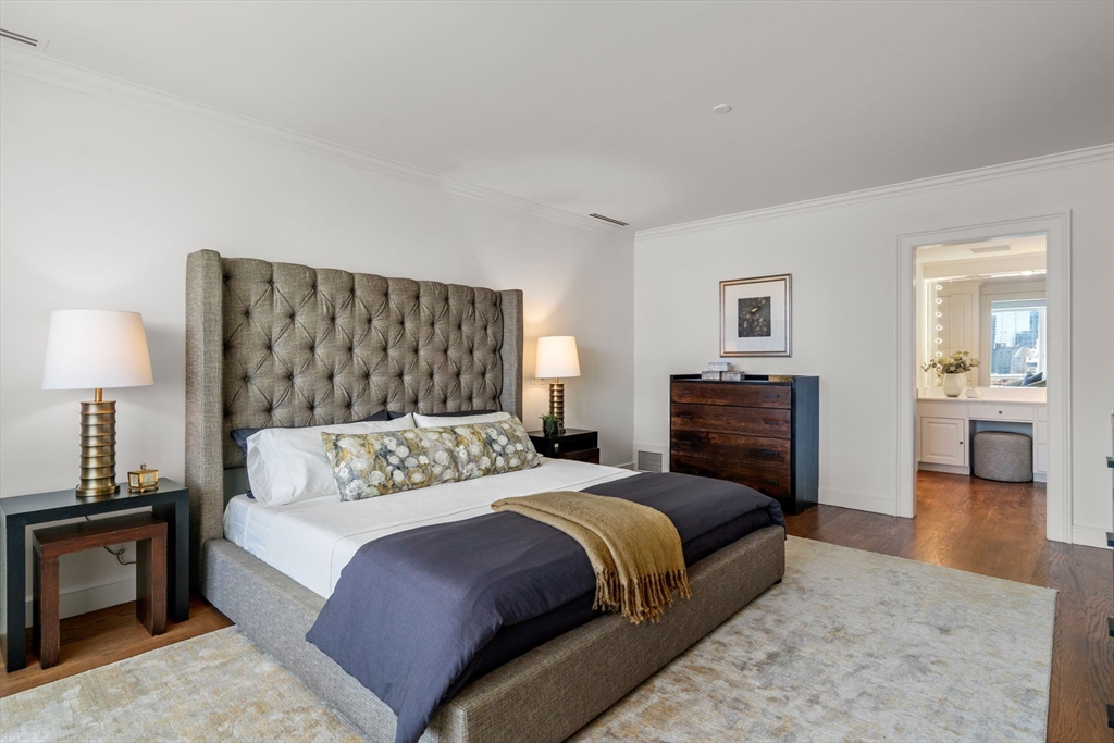 2 Commonwealth Ave # 12B
