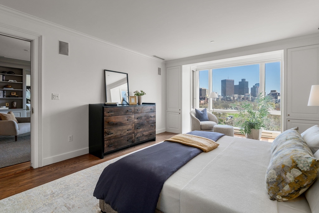 2 Commonwealth Ave # 12B