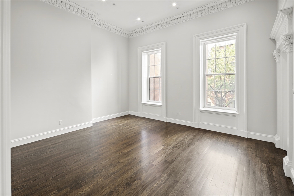 63 Mount Vernon St # 4
