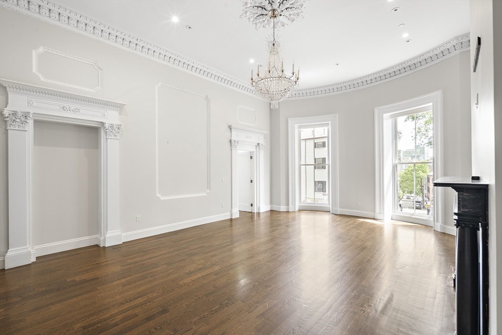 63 Mount Vernon St # 4