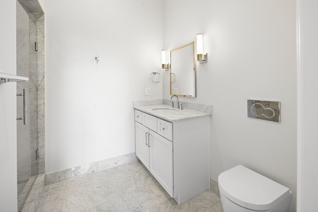 63 Mount Vernon St # 4