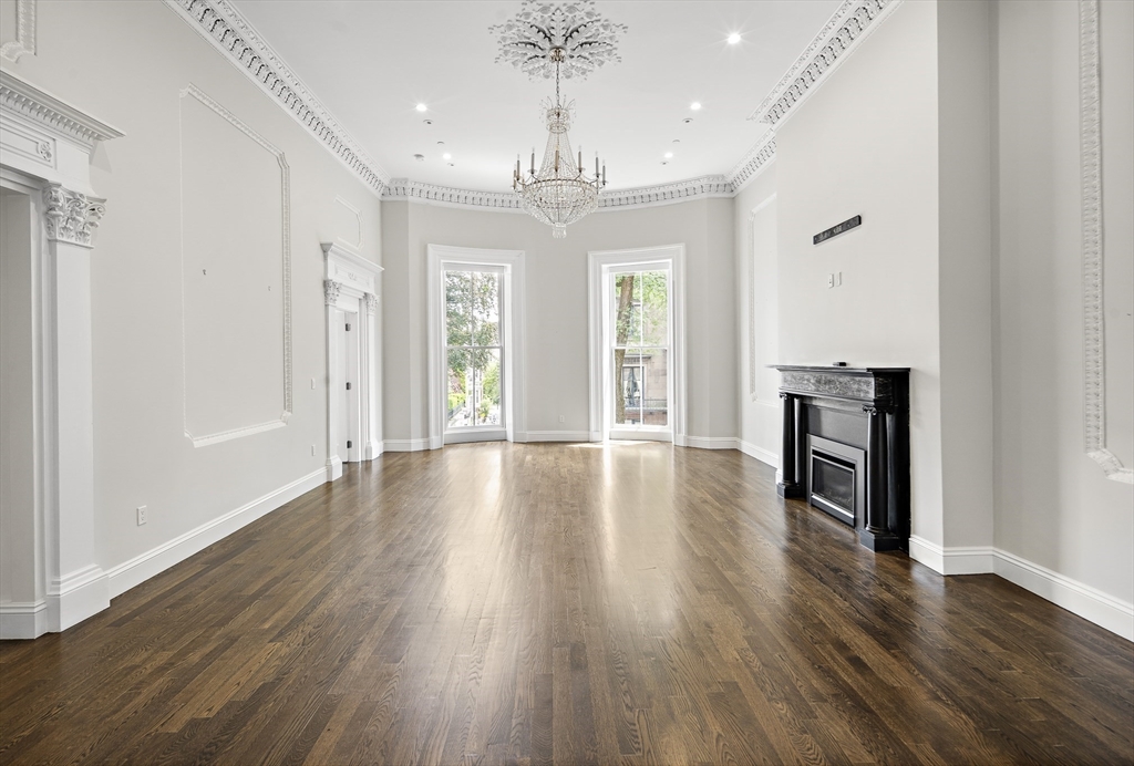 63 Mount Vernon St # 4