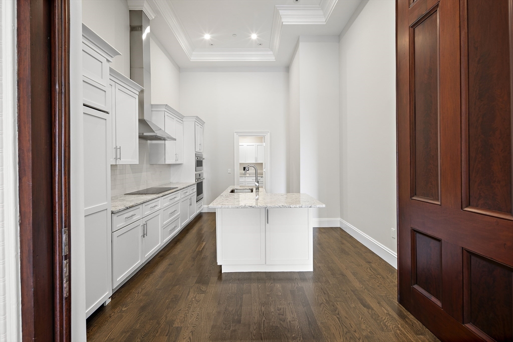 63 Mount Vernon St # 4