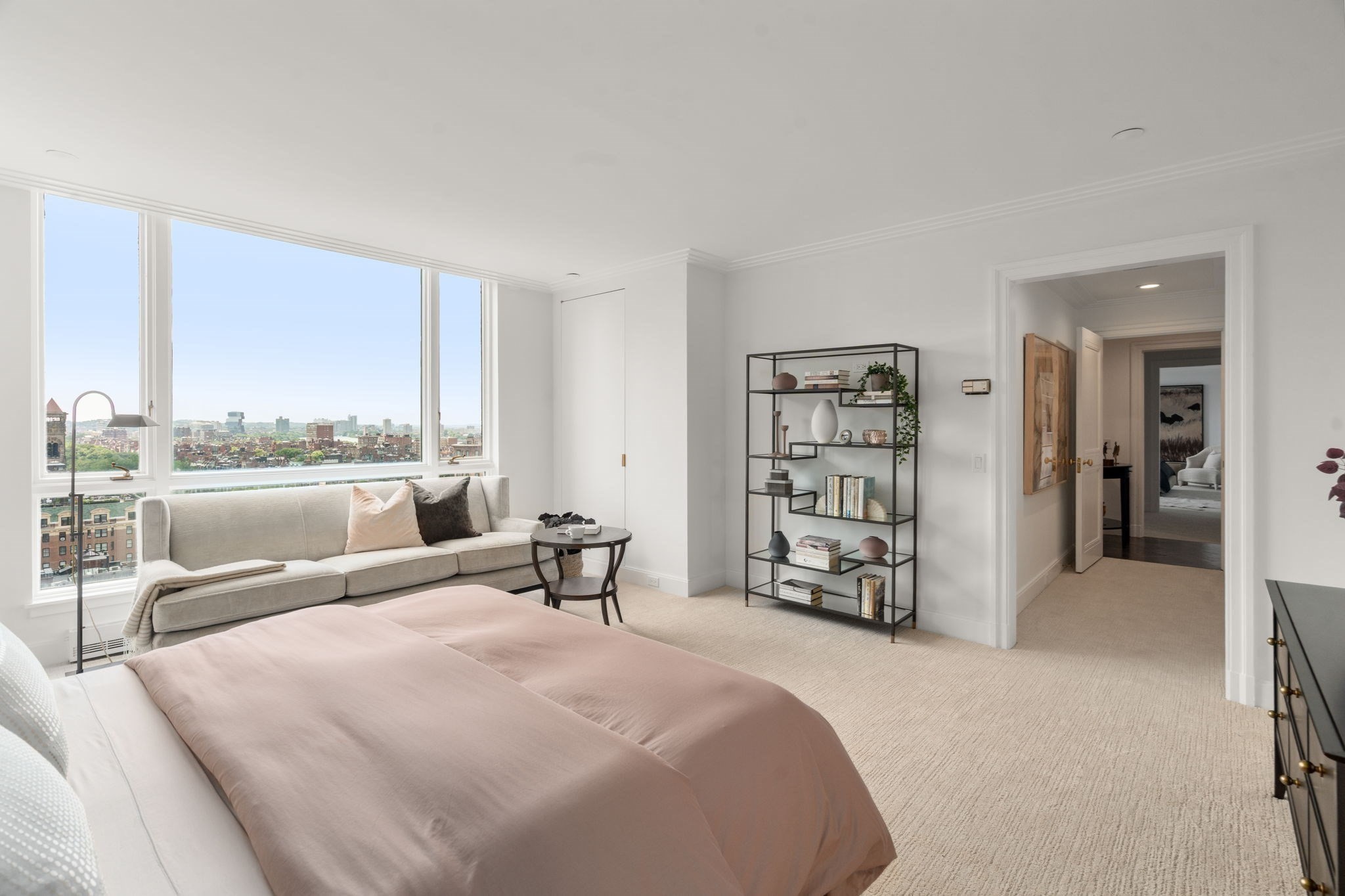 2 Commonweaalth Avenue Unit: 15E/F