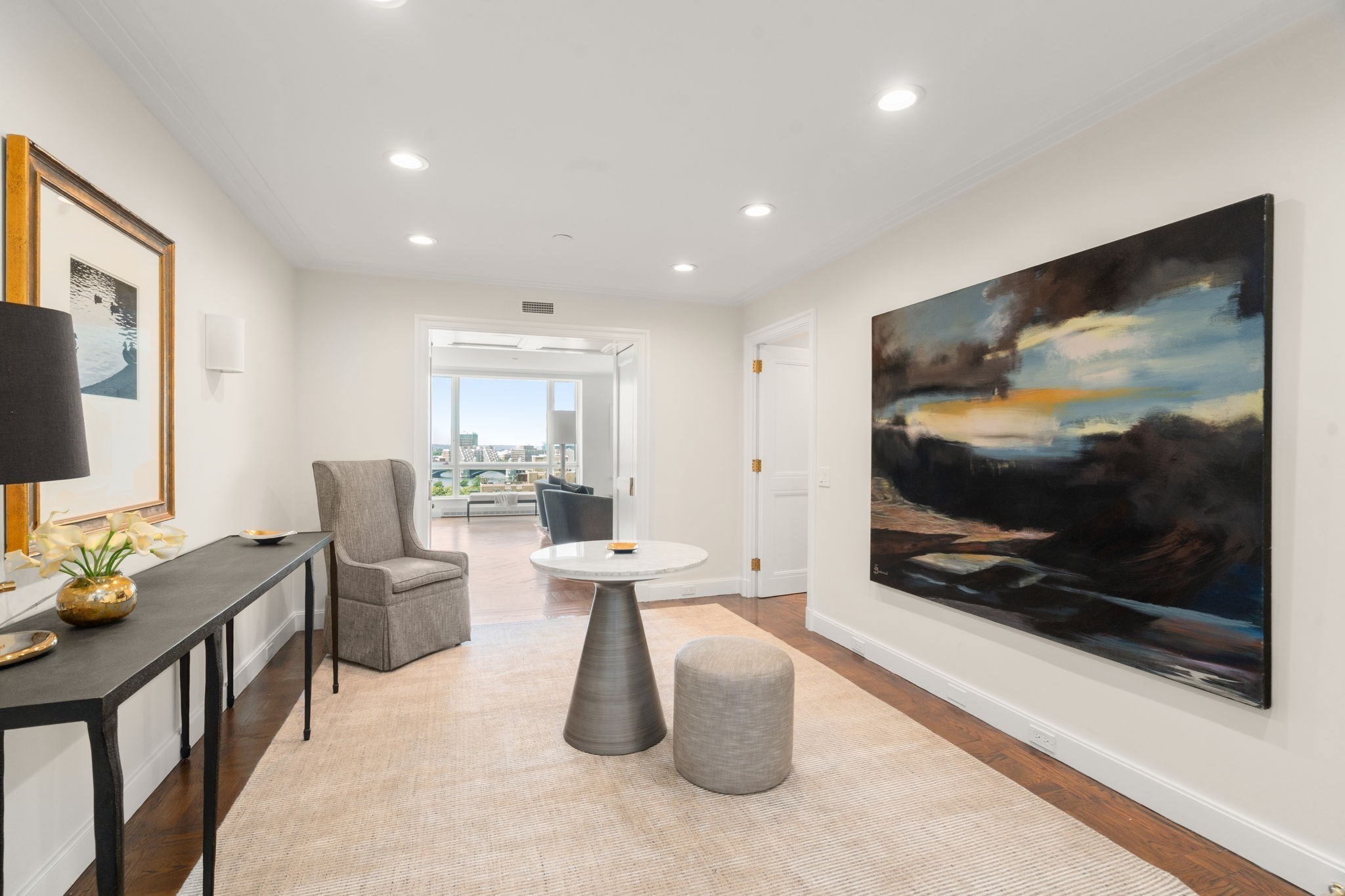 2 Commonweaalth Avenue Unit: 15E/F