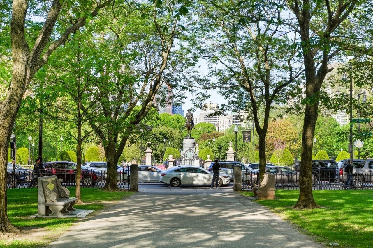 2 Commonwealth Ave # B Unit: 14-B