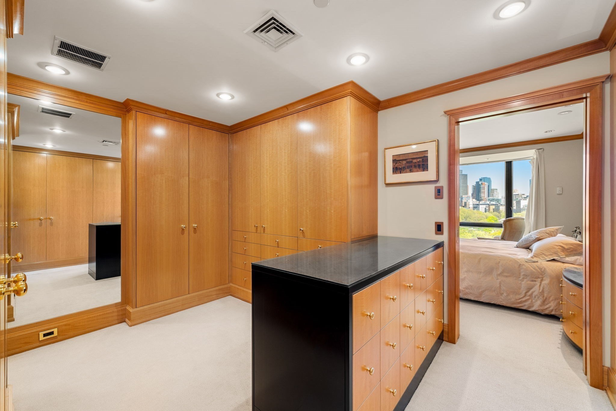 2 Commonwealth Ave # B Unit: 14-B
