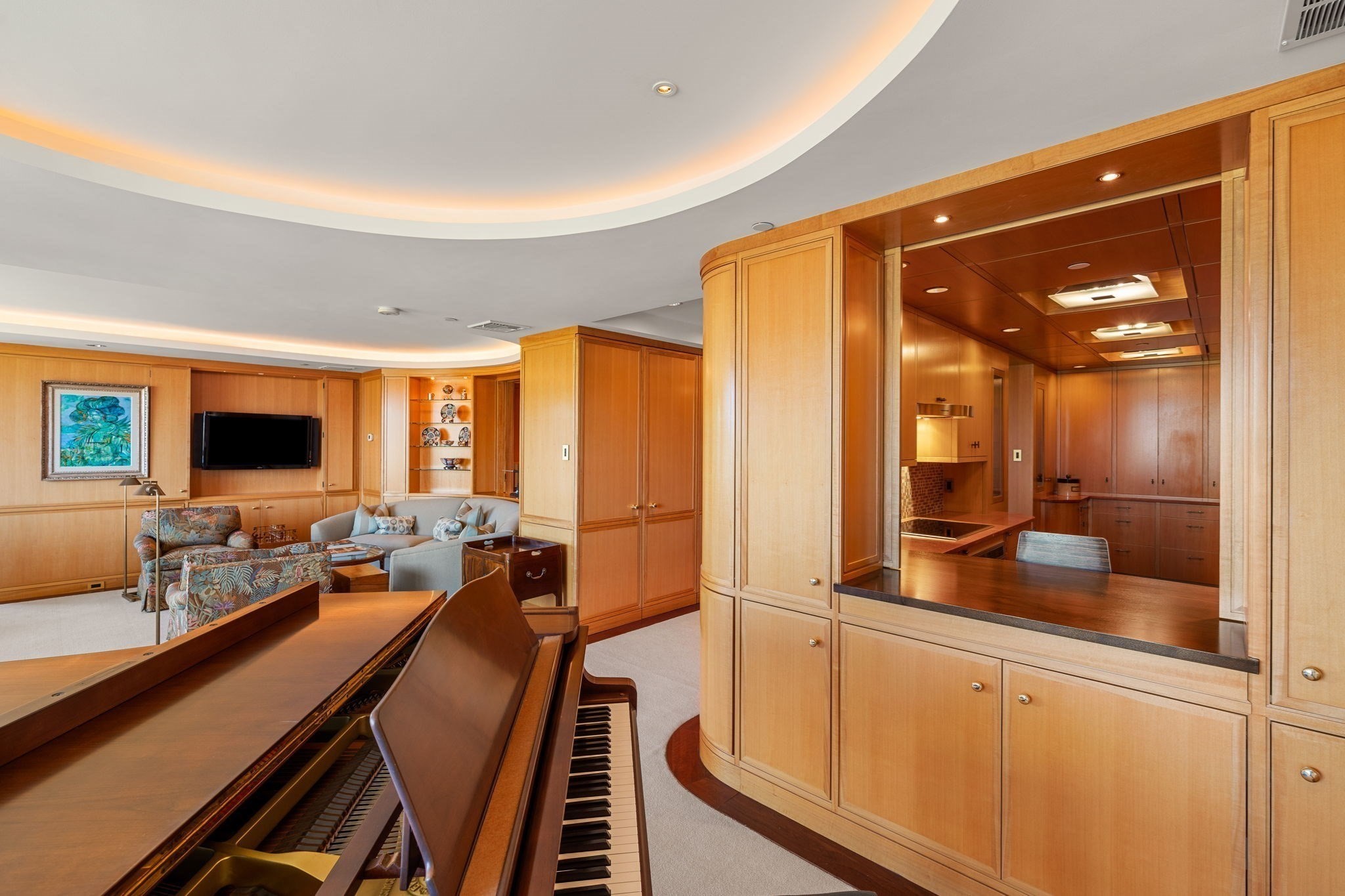 2 Commonwealth Ave # B Unit: 14-B